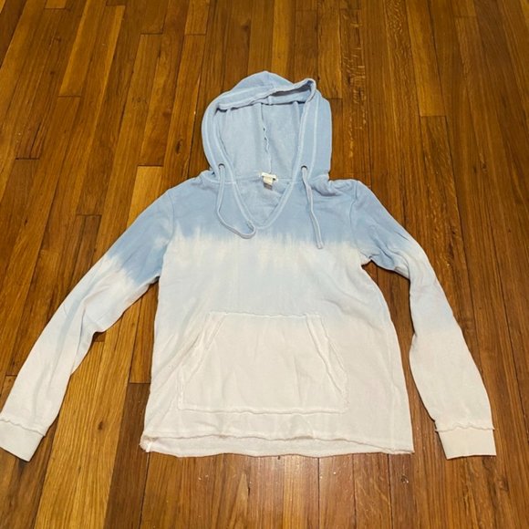 LAST CHANCE - Light Blue Cream Ombre Hoodie S - Picture 2 of 5